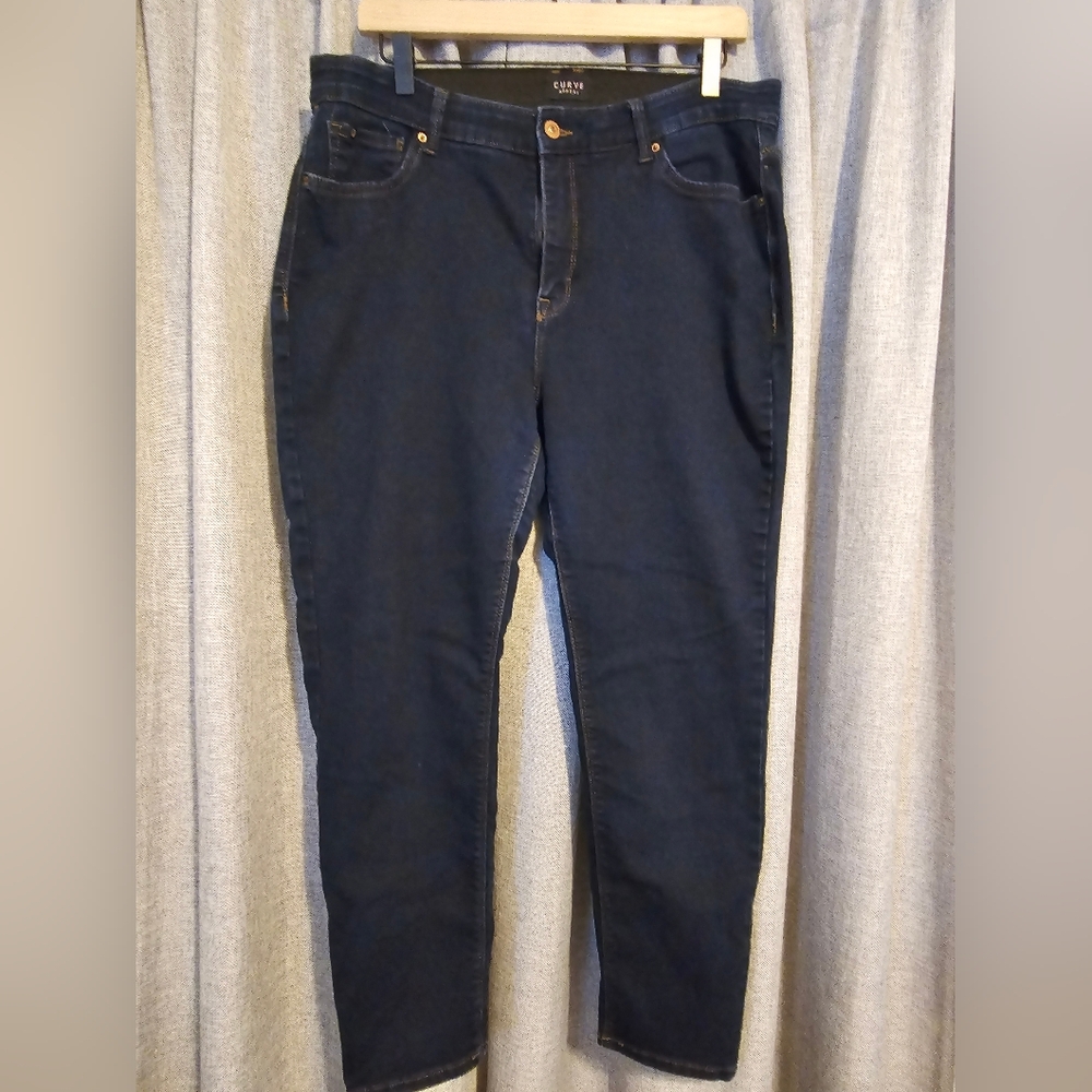 Curve Appeal Skinny Jean